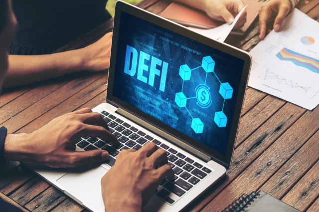 DeFi Platforms